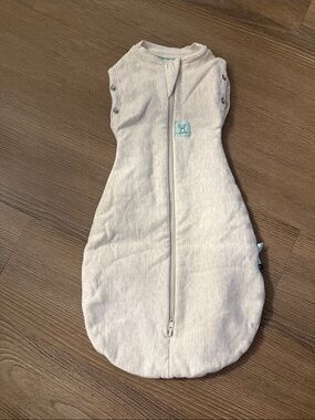 ergopouch newborn swaddles